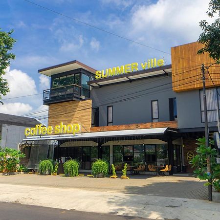 Hotel Summerville Маяленгка Экстерьер фото